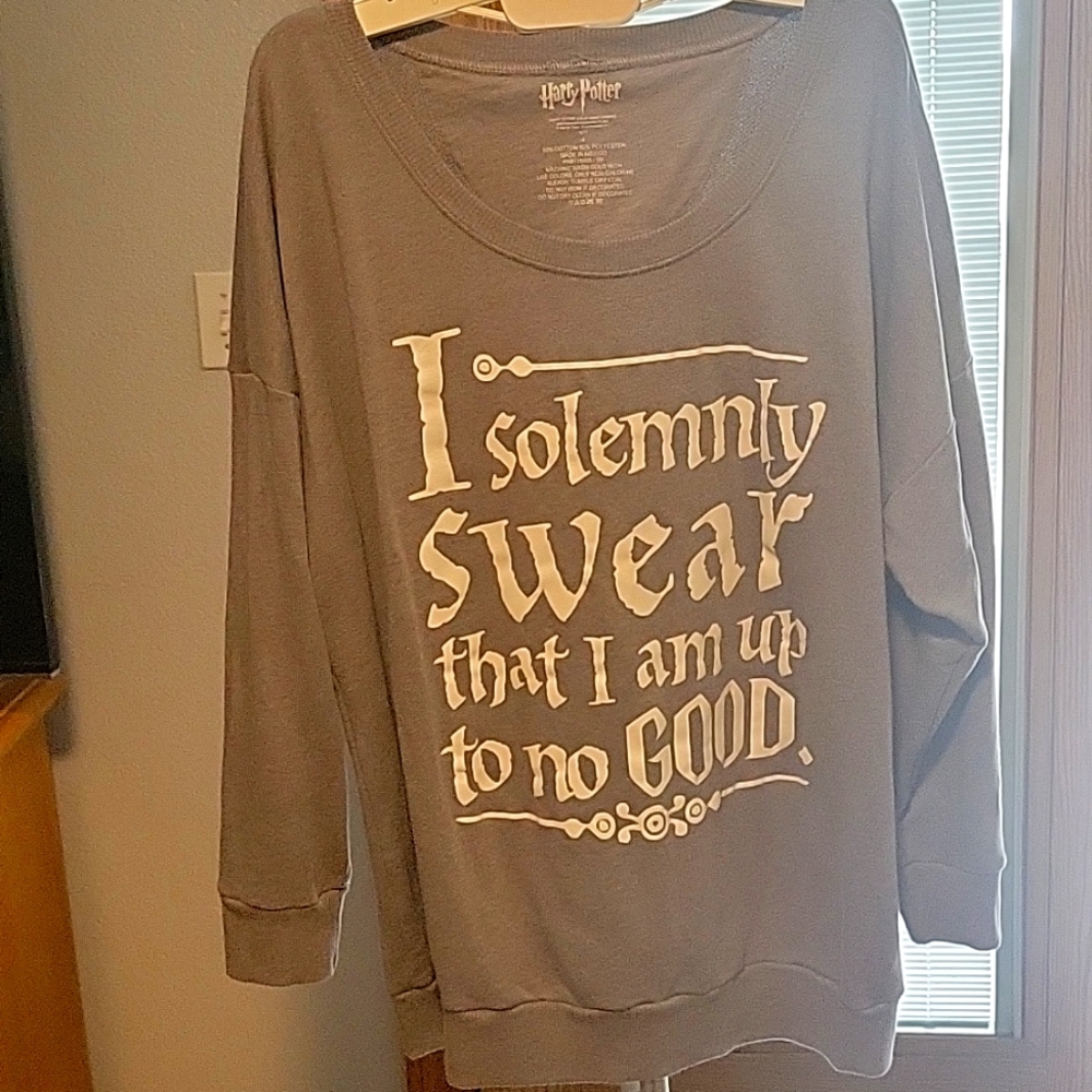Plus size New w/o tag, never worn Harry Potter licensed sweatshirt from Torrid